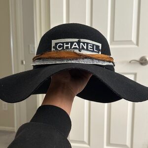 Designer Label CC - Black Felt Wide Brim Crushable Hat